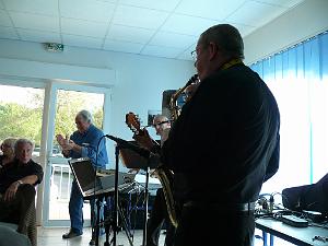PATRONAGE DE MARAVAL A NIMES 25 10 2009 --- (59)